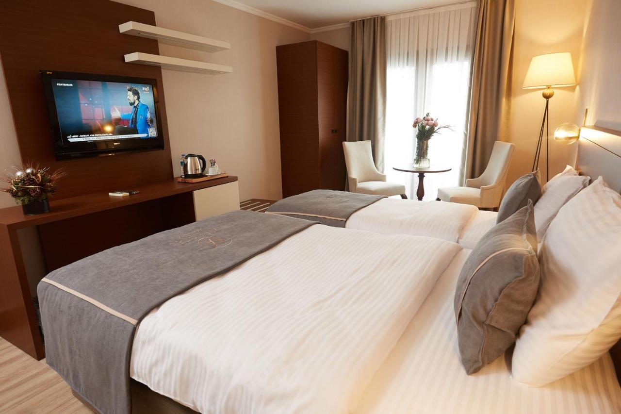 Mira Otel Alsancak İzmir Extérieur photo