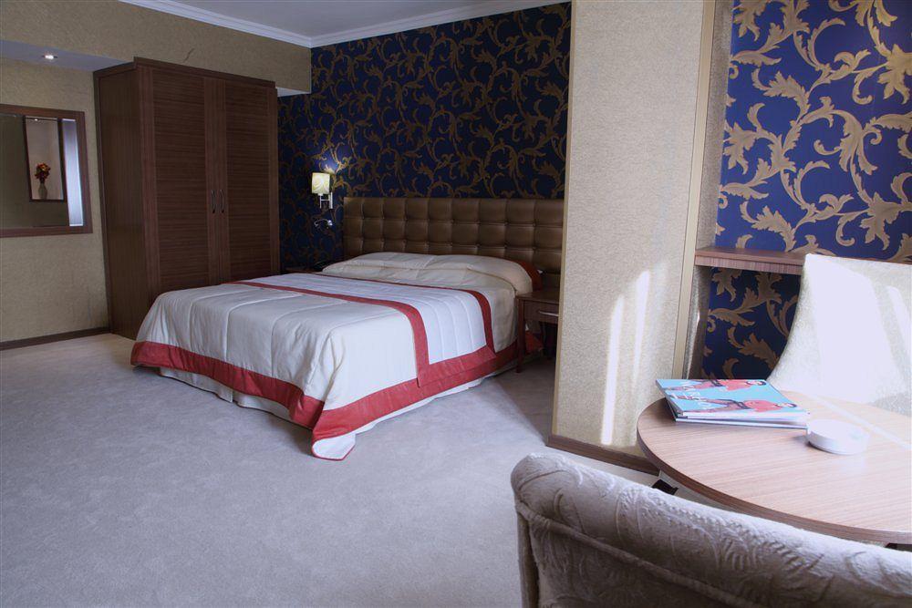 Mira Otel Alsancak İzmir Extérieur photo